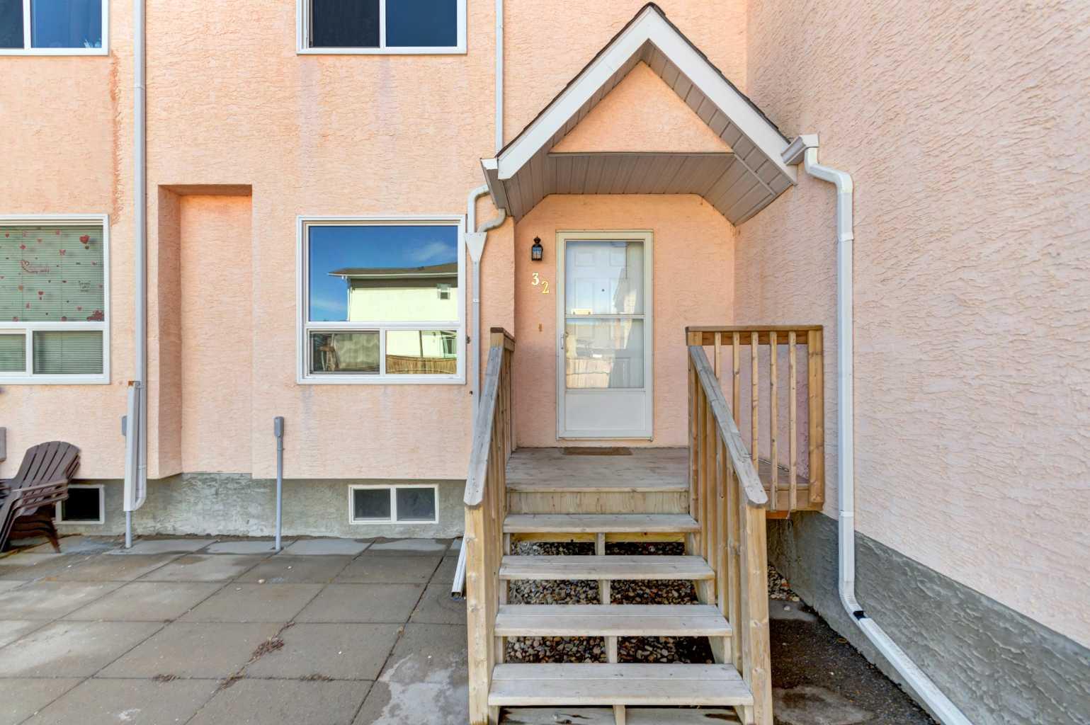 204 Strathaven Drive 32