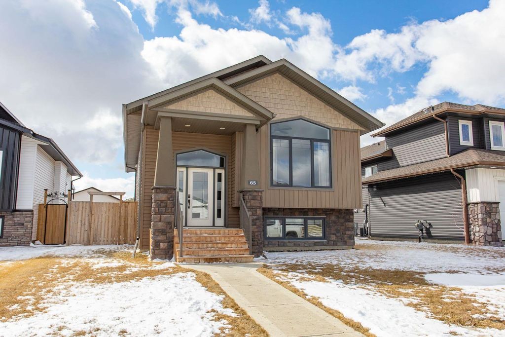 Photo of 65 Mackenzie Avenue, Lacombe, AB T4L 0H9 (MLS # A2302752)