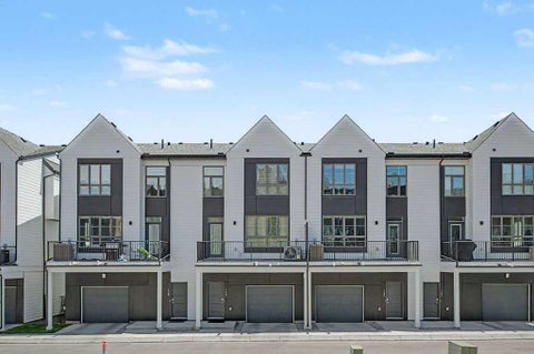 Photo of 140 Sovereign Common SW, Calgary, AB T3C 1K2 (MLS # A2343968)