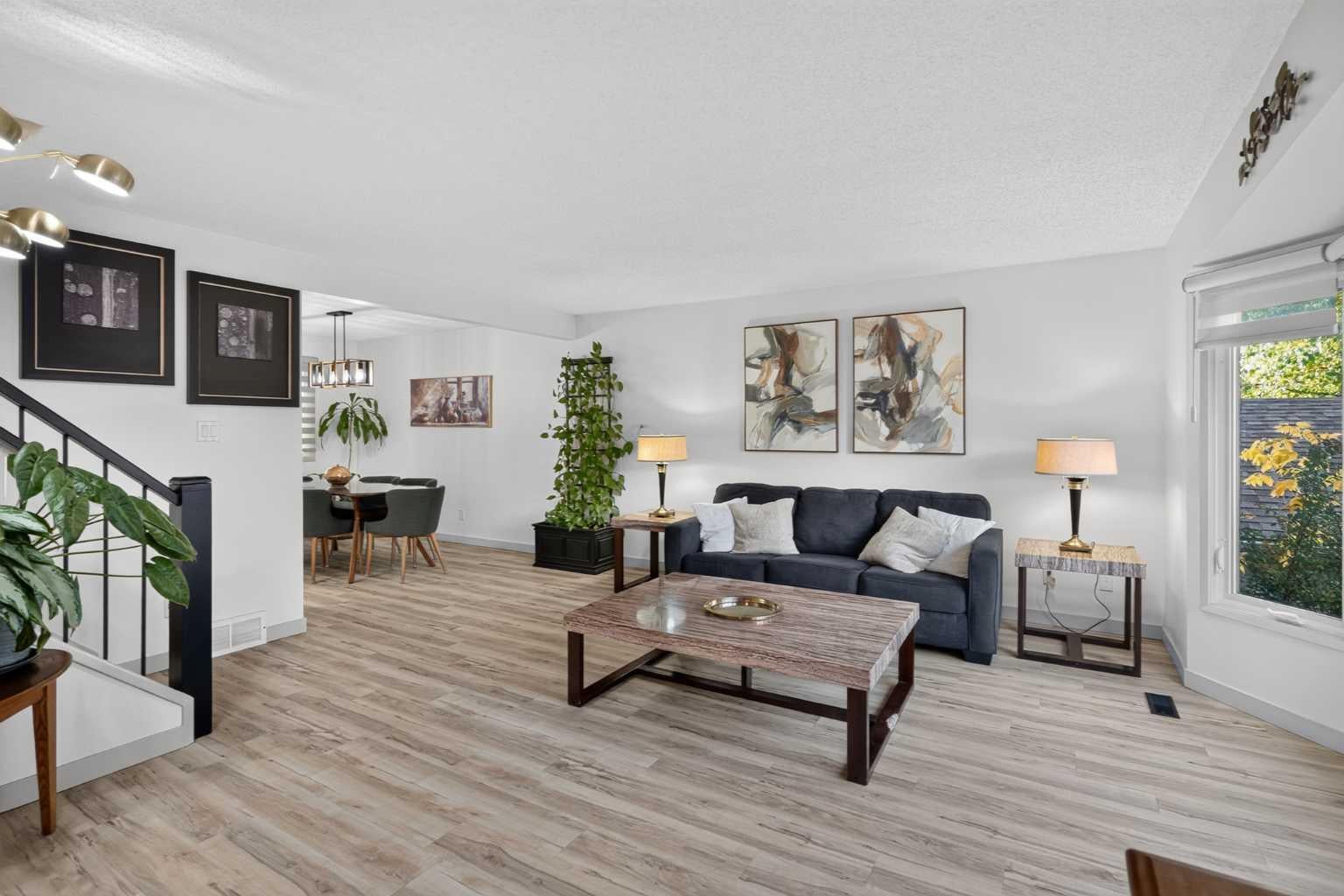 40 Silver Ridge Court NW
