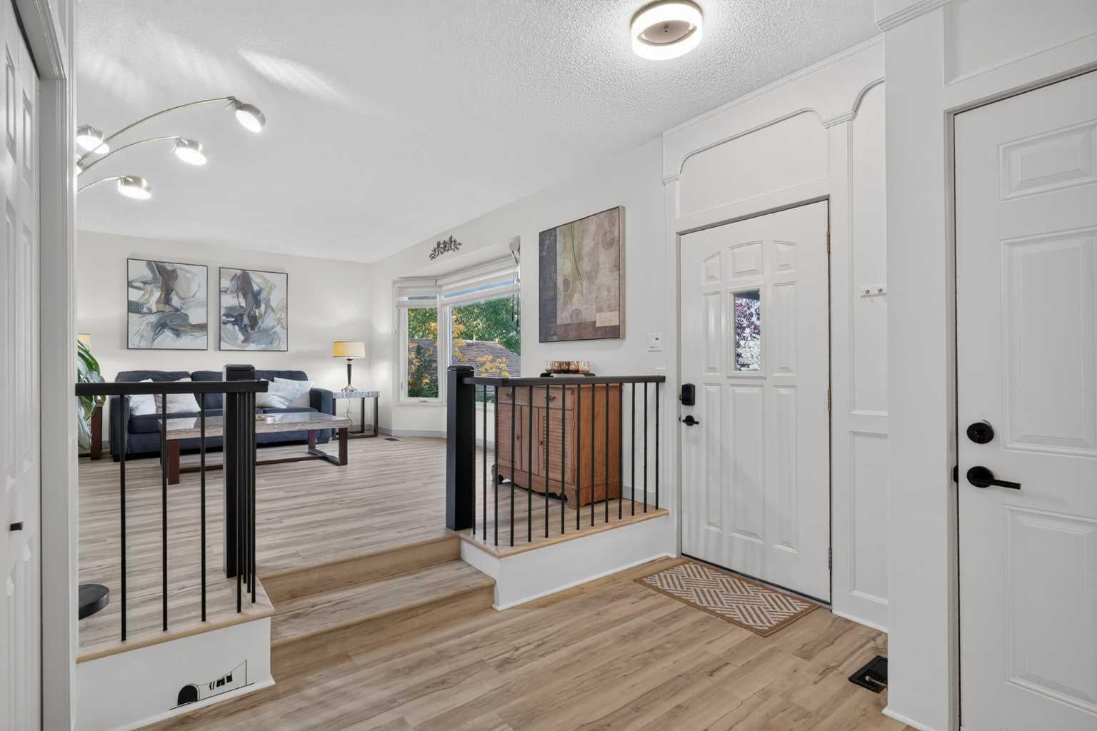 40 Silver Ridge Court NW