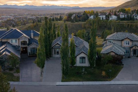 140 Gleneagles Landing Cochrane AB T4C 1W3