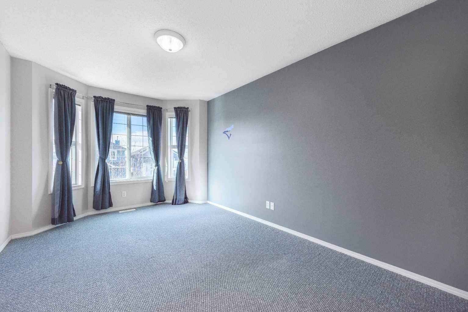 171 Saddlemead Green NE