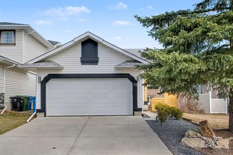 Photo of 81 Citadel Gardens NW, Calgary, AB T3G 3X6 (MLS # A2306216)