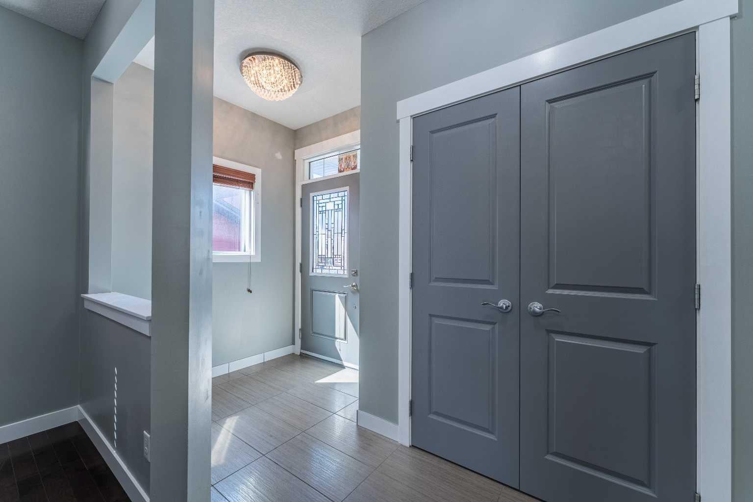 136 Legacy Circle SE