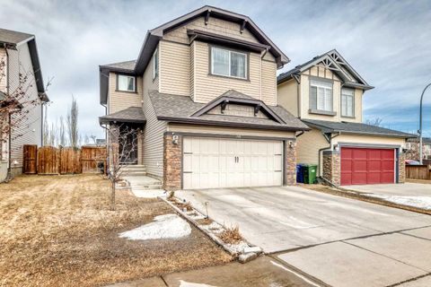 Photo of 795 New Brighton Drive SE, Calgary, AB T2Z 1A1 (MLS # A2292106)