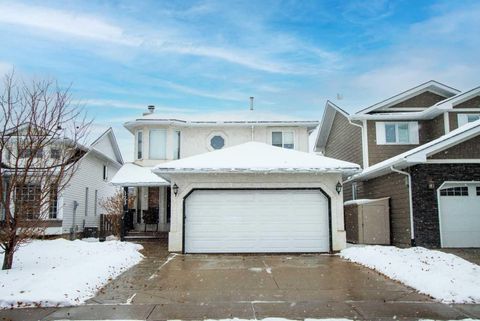 123 Riverwood Circle SE Calgary AB T2C 4A9