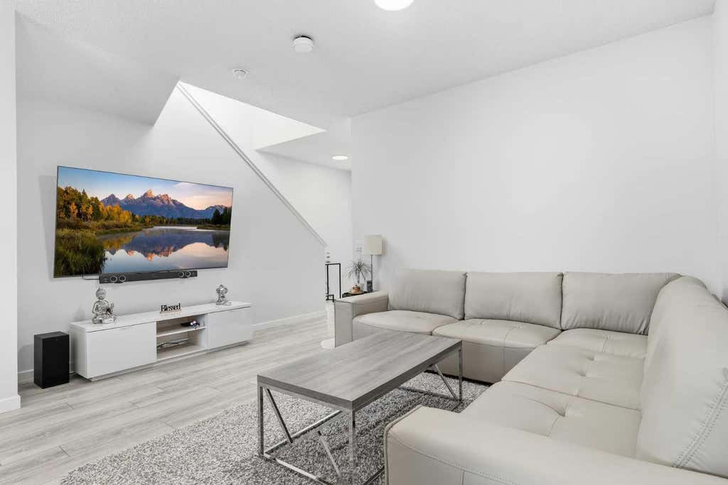 Photo of 44 Amblefield Avenue NW, Calgary, AB T3P 2C1 (MLS # A2334546)