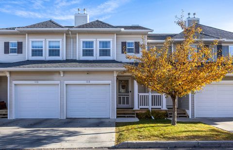 Photo of 128 Country Village Manor NE, Calgary, AB T3K 0L6 (MLS # A2267222)