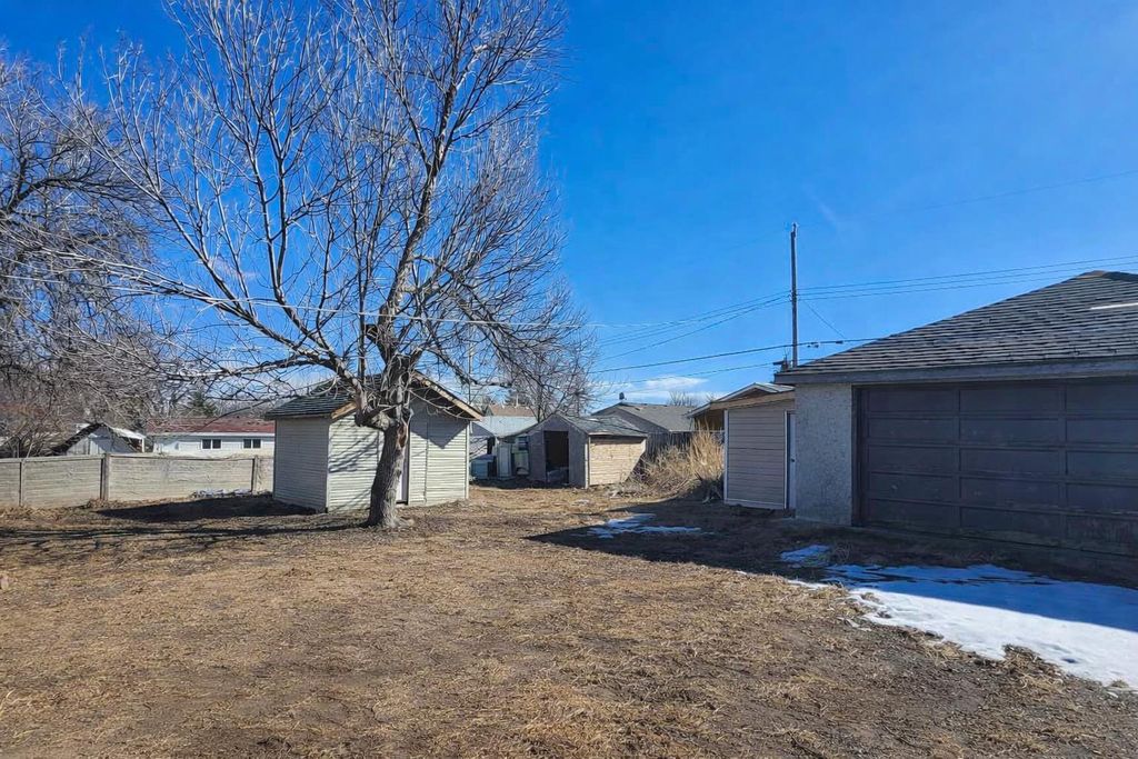 Photo of 2311 22 Street, Nanton, AB T0L 1R0 (MLS # A2283089)