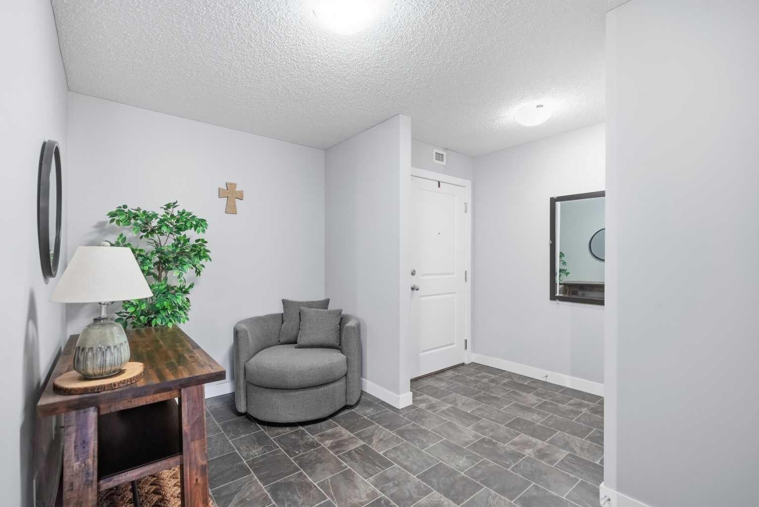 403 Mackenzie Way SW 4101