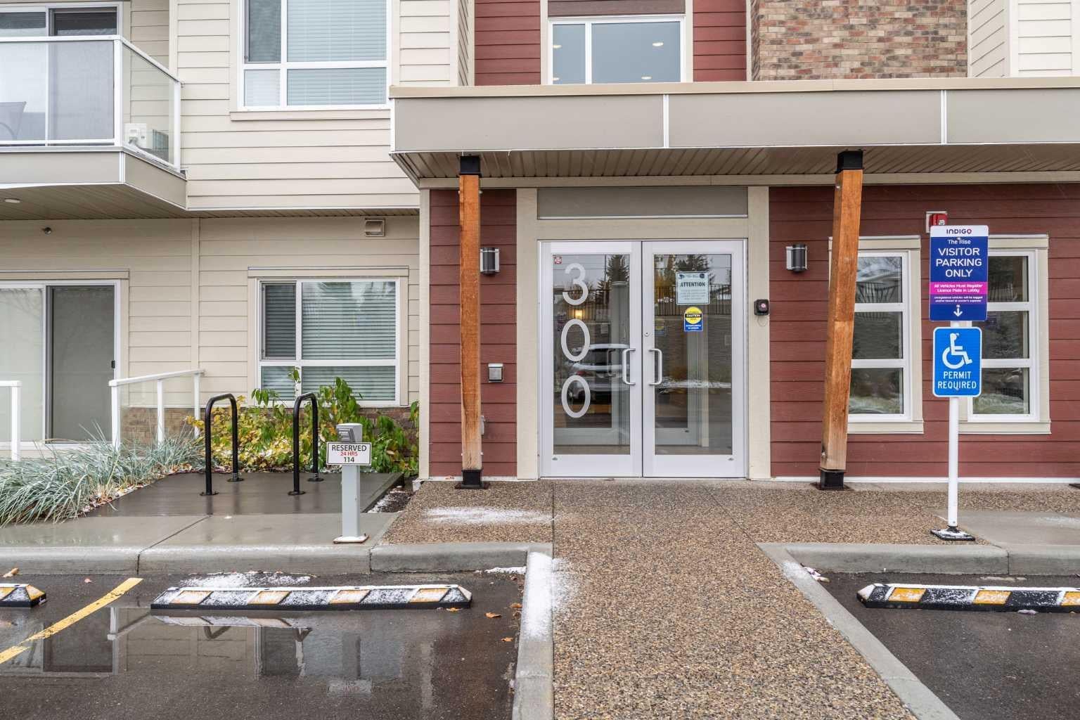 300 Harvest Hills Place NE 402