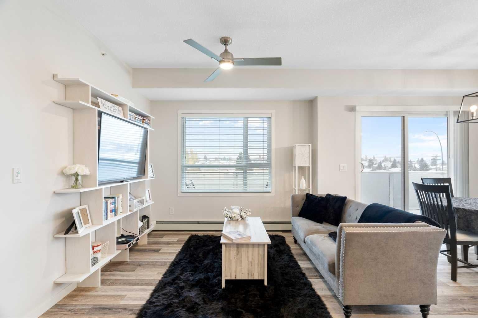300 Harvest Hills Place NE 402