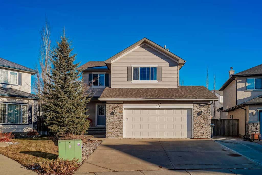 Photo of 212 Cove Court, Chestermere, AB T1X 1L5 (MLS # A2311954)