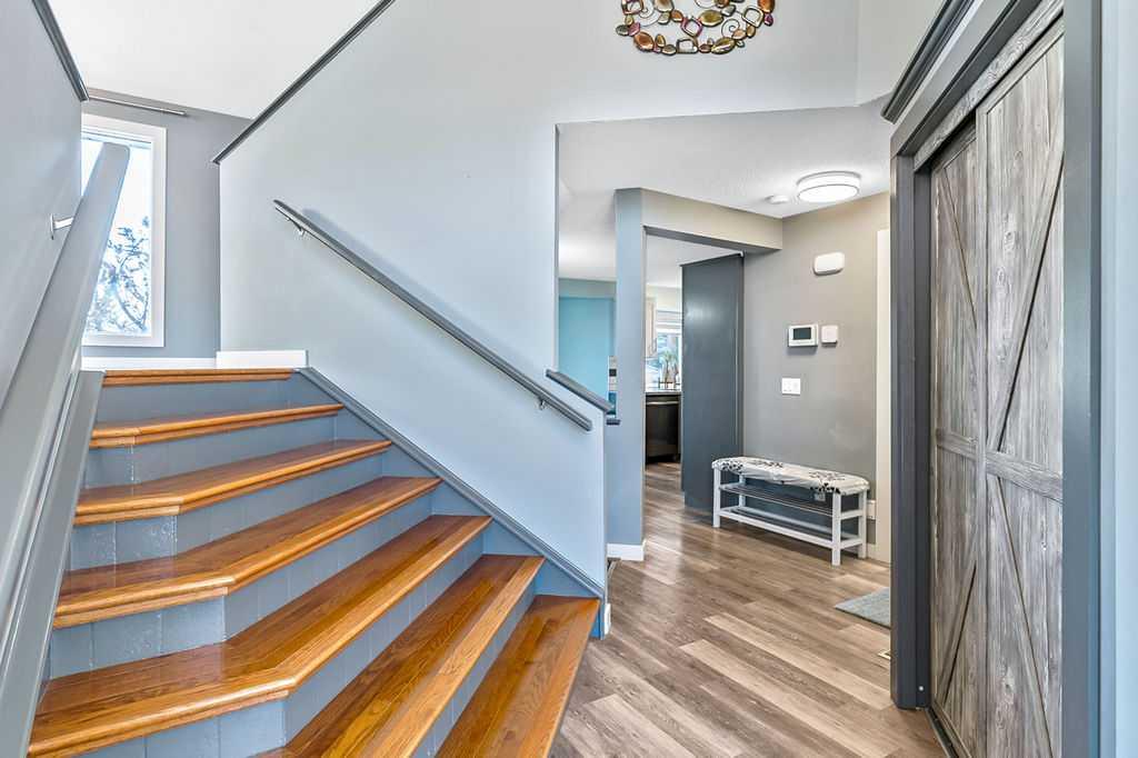 851 Mckenzie Drive SE