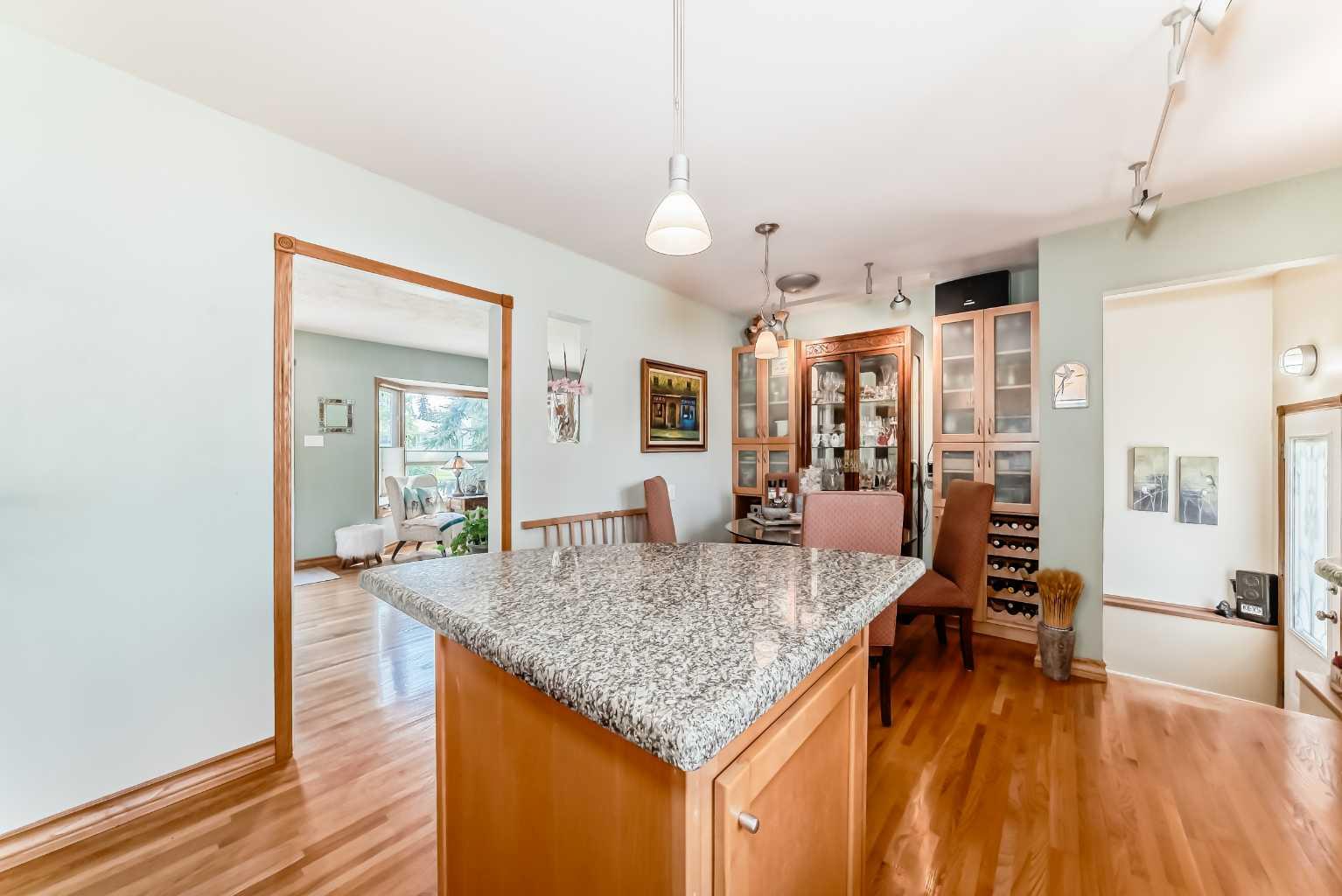 52 Windermere Road SW