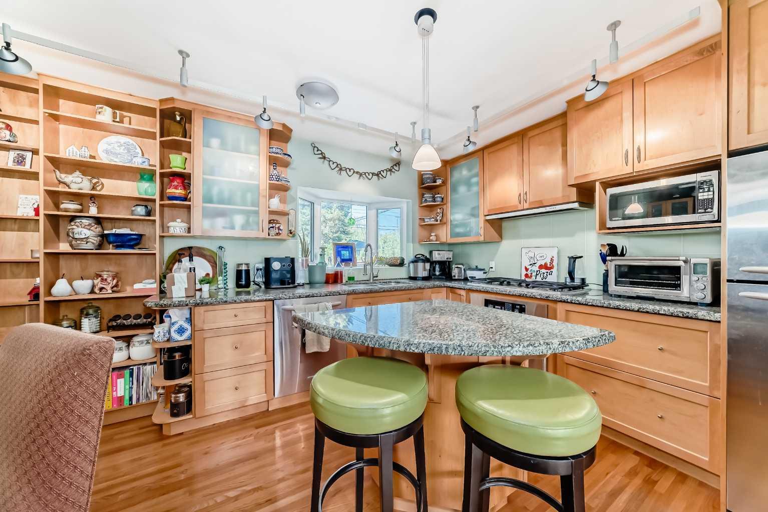 52 Windermere Road SW