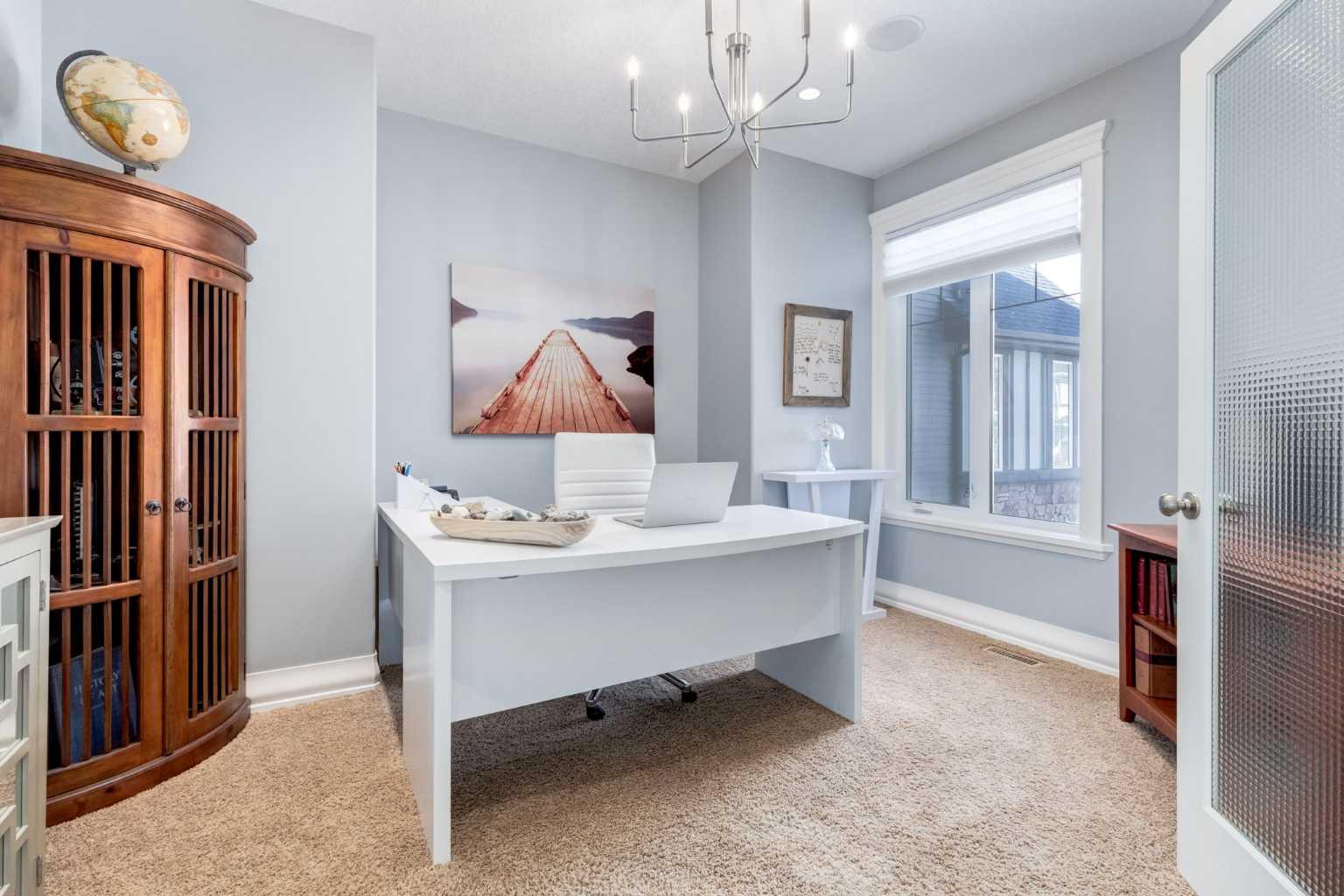 728 Coopers Square SW