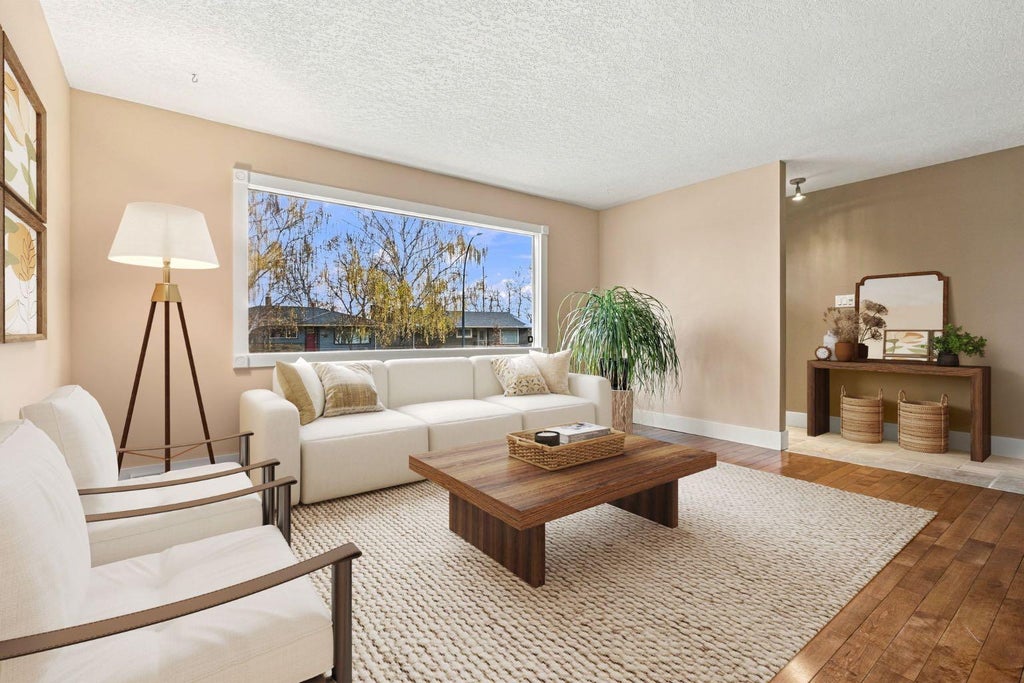 Photo of 7207 Fleetwood Drive SE, Calgary, AB T2H 0X2 (MLS # A2355174)