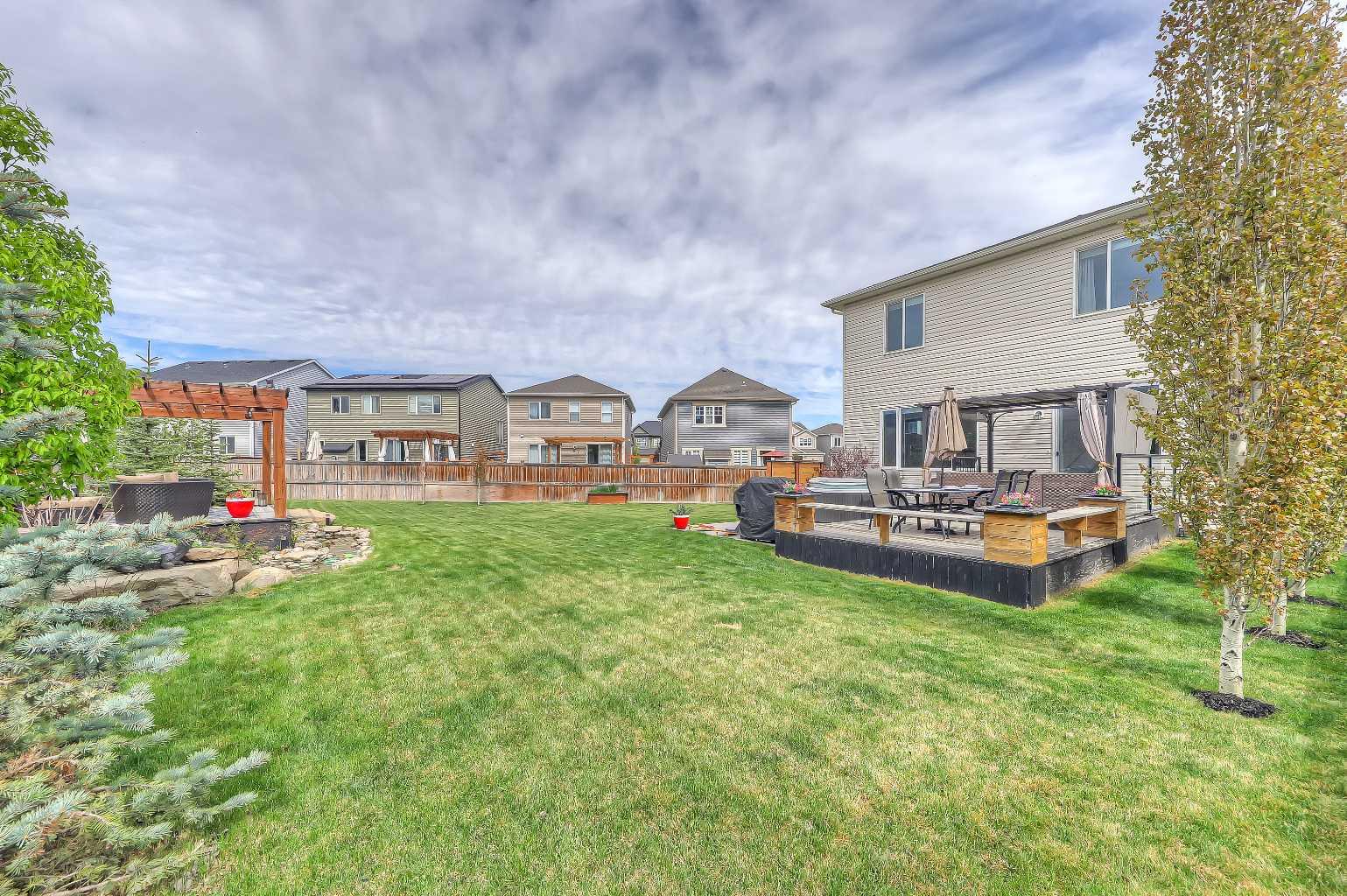 1 Osborne Common SW