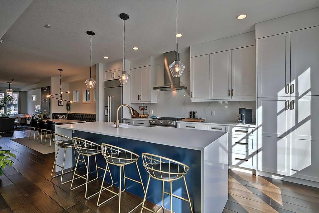 Photo of 2438 25 Street SW, Calgary, AB T3E 1X6 (MLS # A2296473)