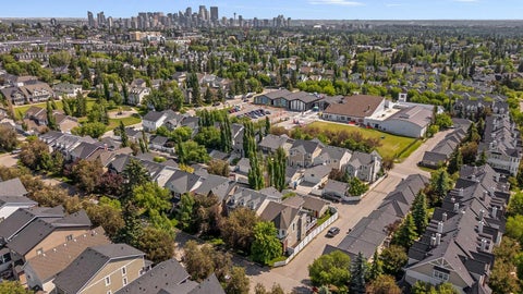 Photo of 113 Ypres Green SW, Calgary, AB T2T 6M3 (MLS # A2323191)