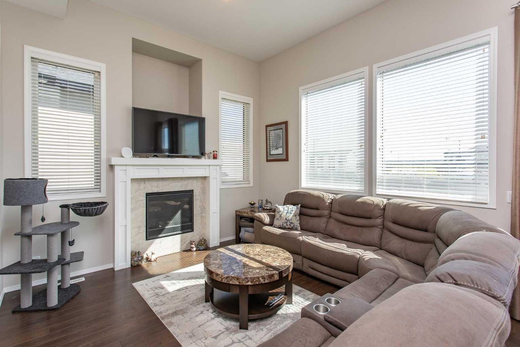 Photo of 339 Viscount Drive #601, Red Deer, AB T4R 0S2 (MLS # A2328132)