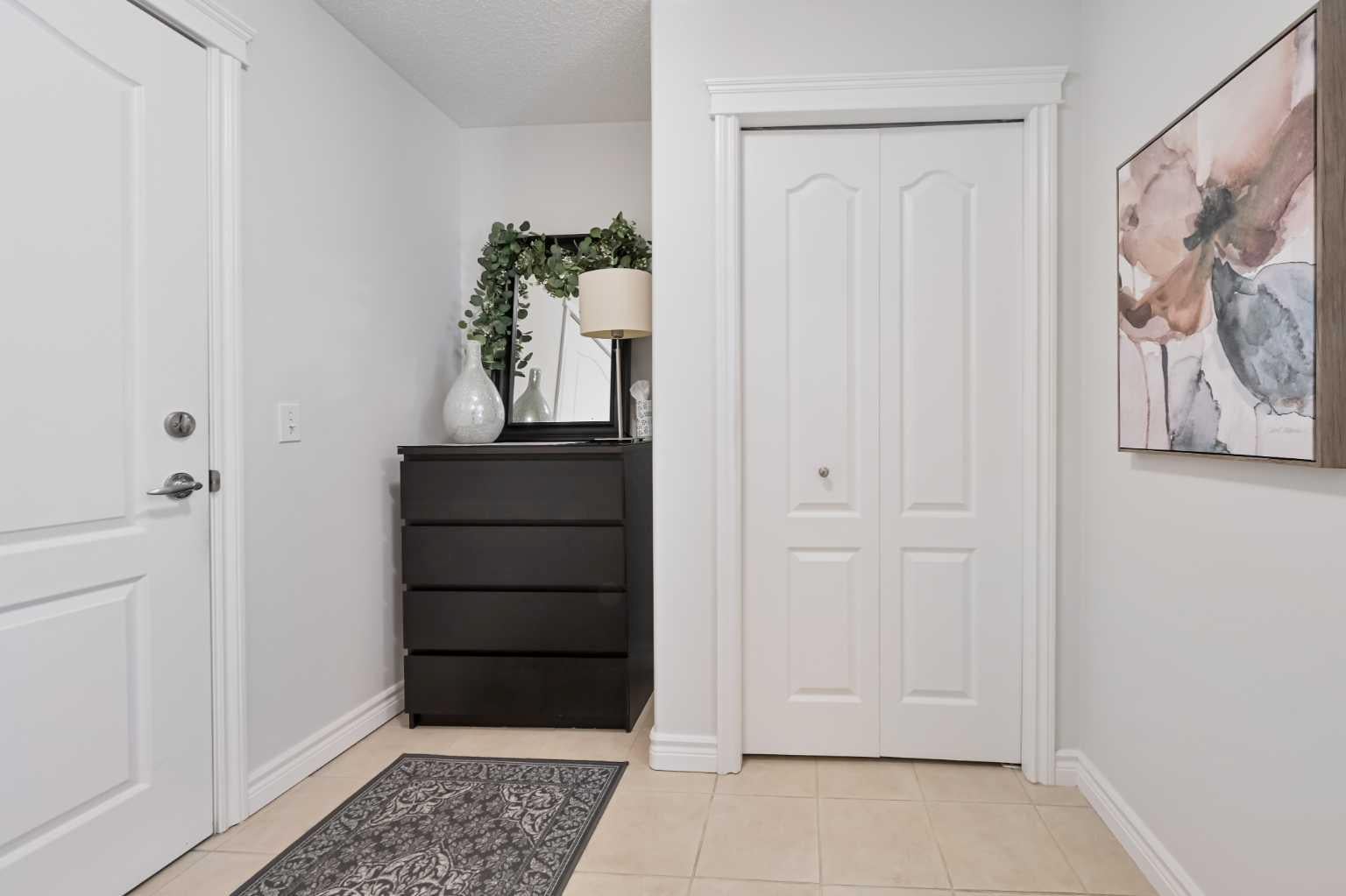 735 56 Avenue SW 306