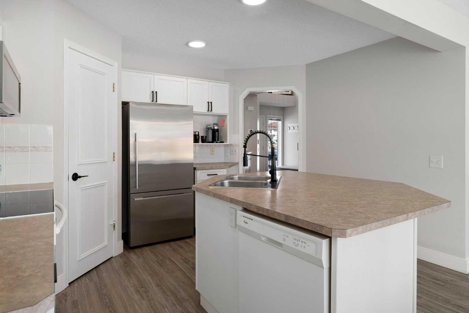 316 Mt Brewster Circle SE