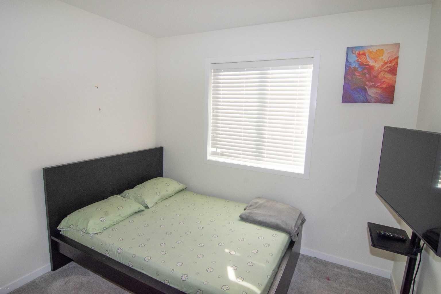 229 South Point Park SW