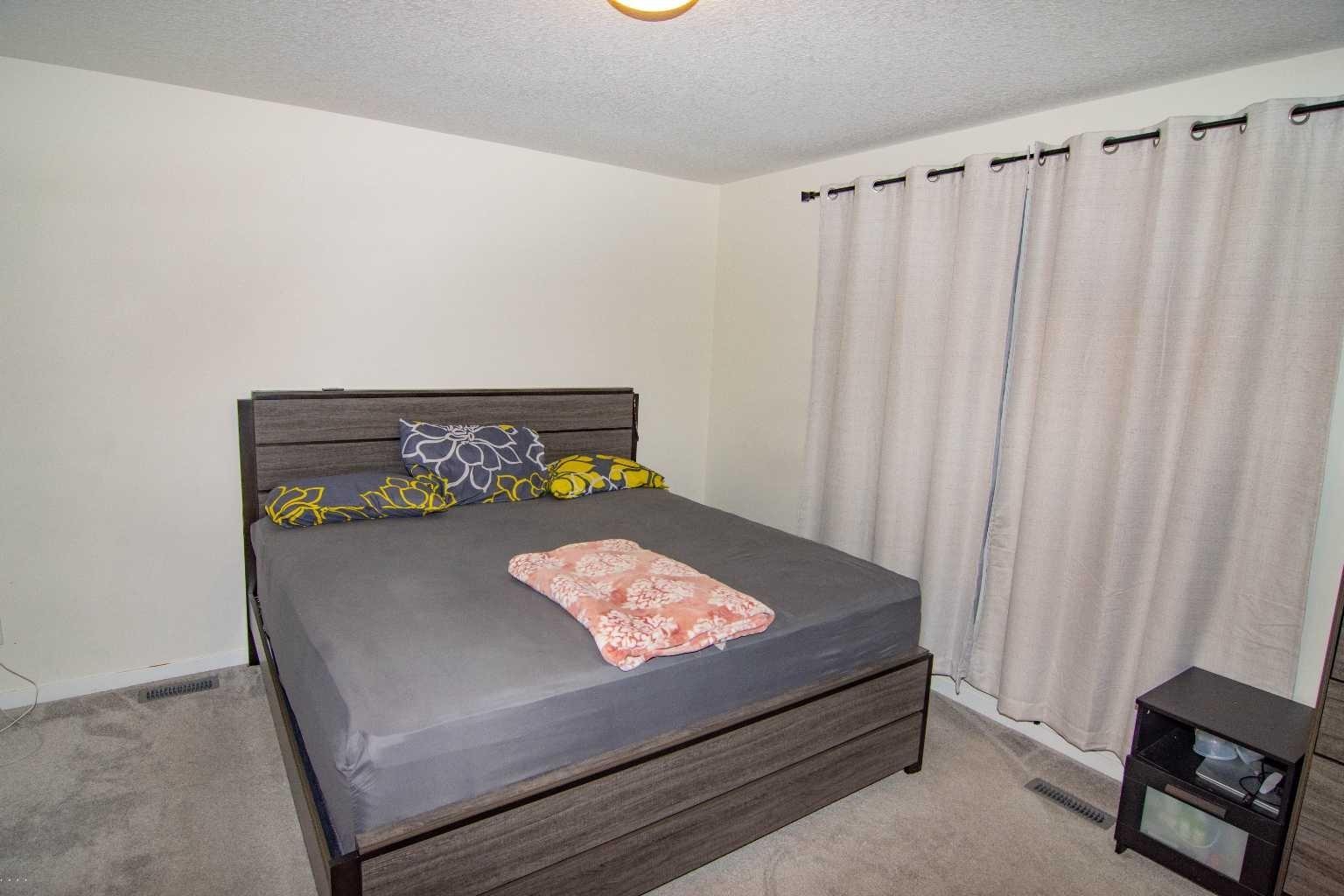 229 South Point Park SW