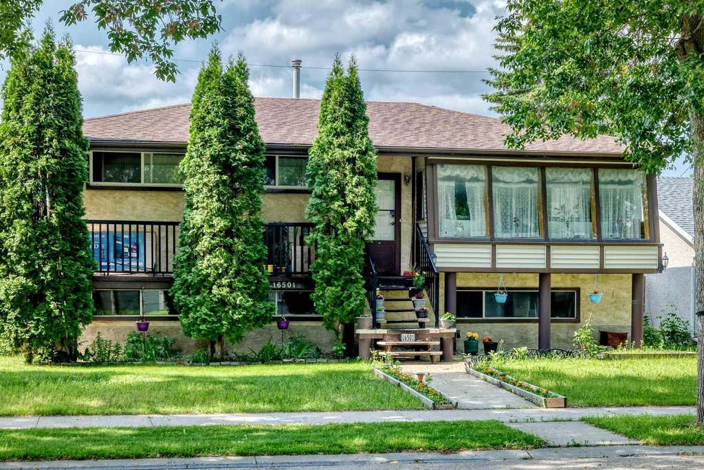 Photo of 16501 106 Avenue NW, Edmonton, AB T5P 0X1 (MLS # A2326250)
