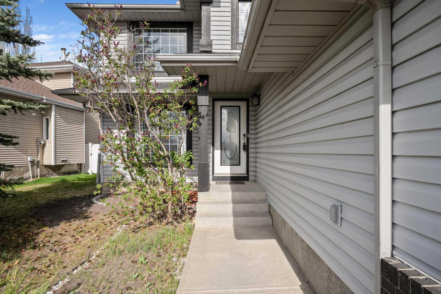 48 Douglas Park Boulevard SE