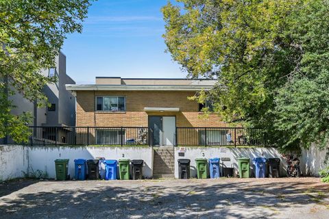 2619 16 Street SW Calgary AB T2T 4G3