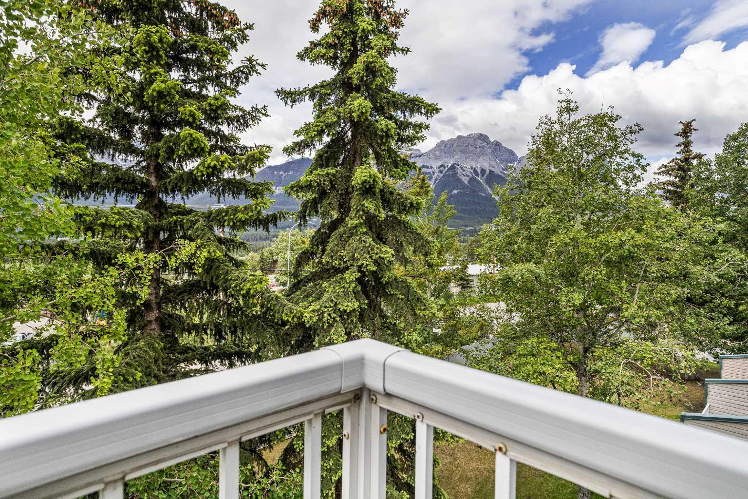 200 Glacier Drive 9