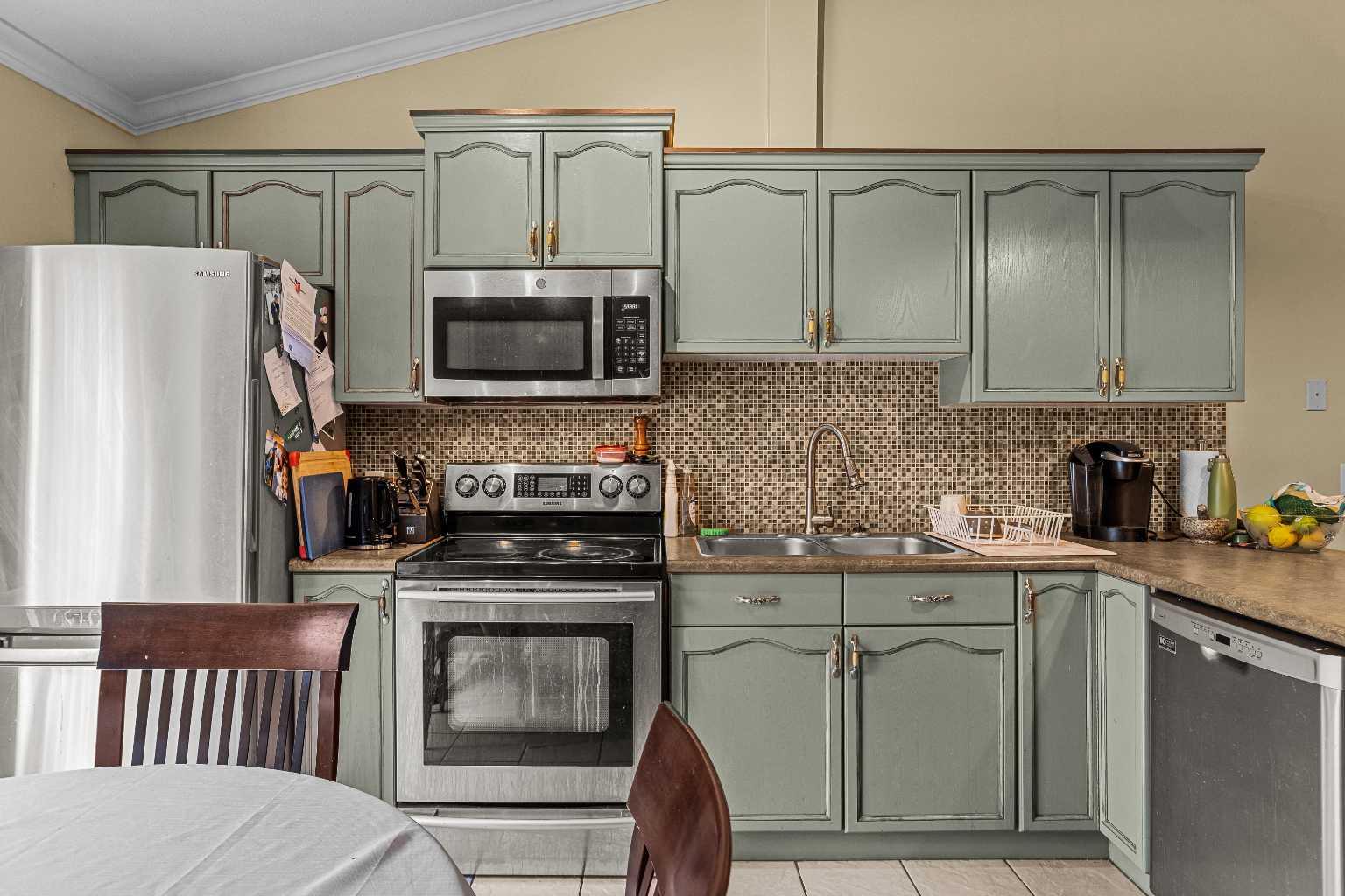 200 Glacier Drive 9