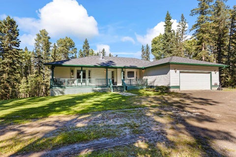 Photo of 50098 East Park Place, Rural Rocky View County, AB T0L 0K0 (MLS # A2346153)
