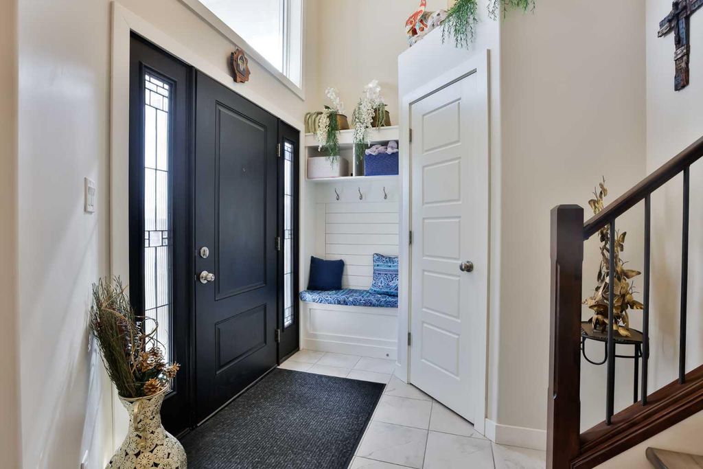 Photo of 21 Riverford Close W, Lethbridge, AB T1K 8E5 (MLS # A2287119)