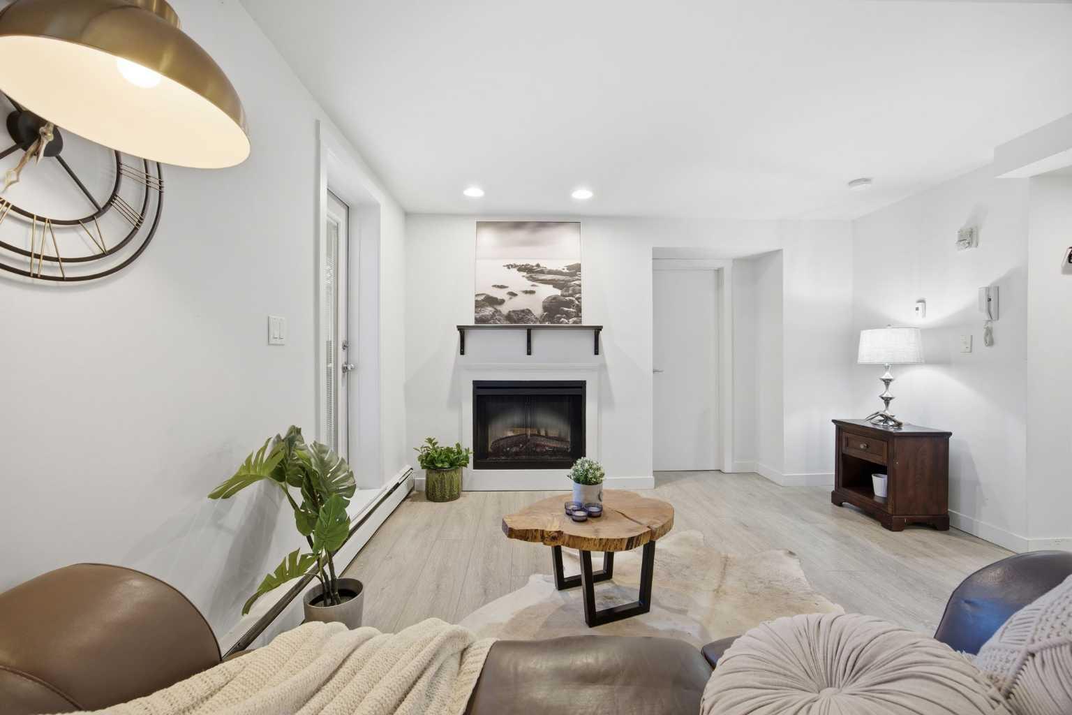 2221 14 Street SW 101