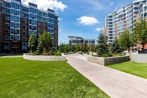 Photo of 16 Varsity Estates Circle NW #810, Calgary, AB T3A 2C5 (MLS # A2304537)