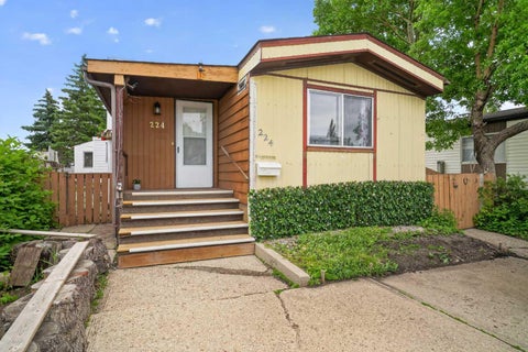 Photo of 224 Huntwell Road NE, Calgary, AB T2K 5S9 (MLS # A2322196)