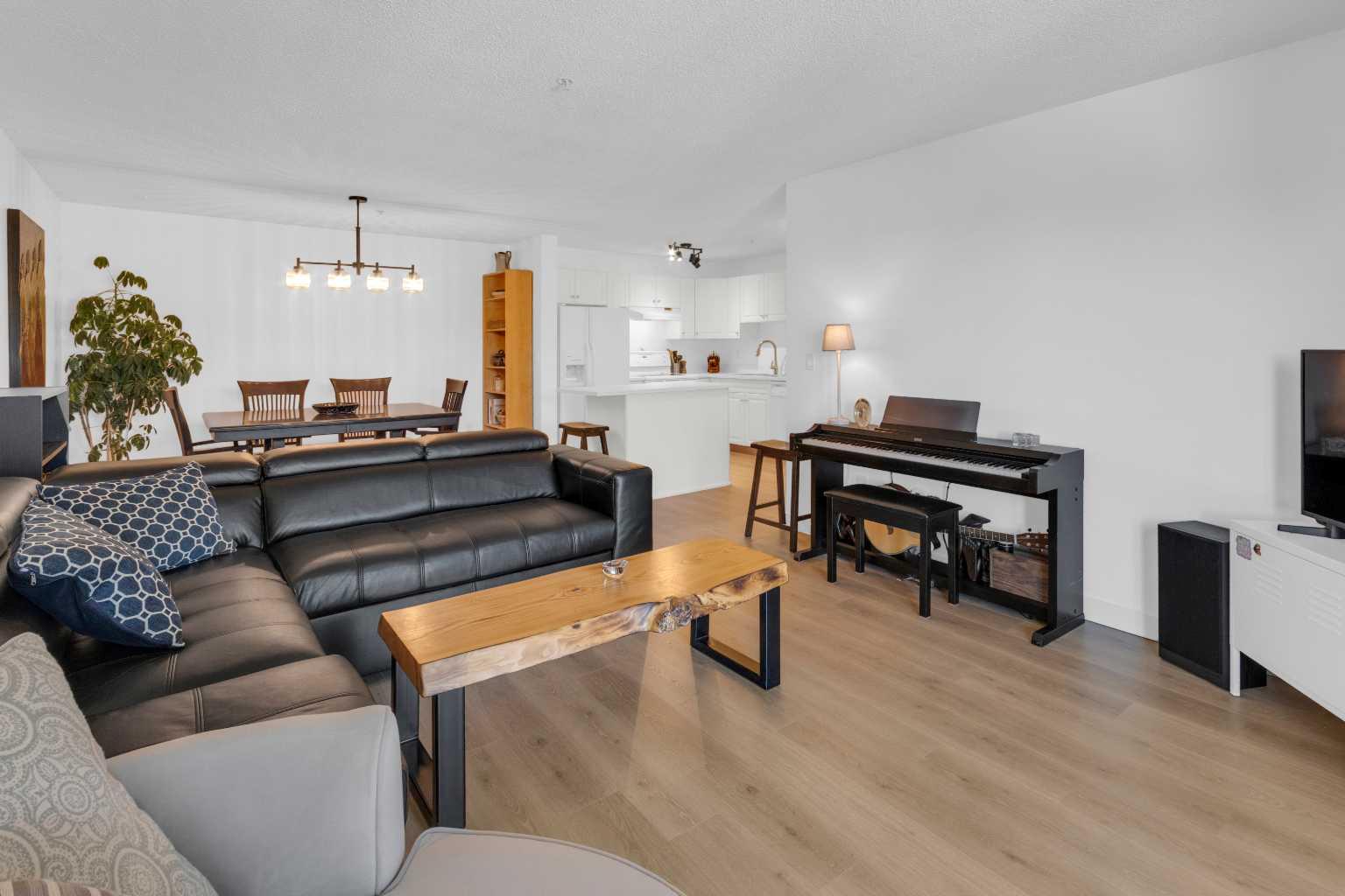 2212 Tuscarora Manor NW 2212