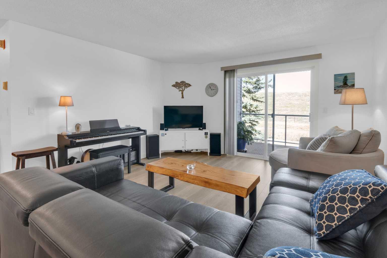 2212 Tuscarora Manor NW 2212