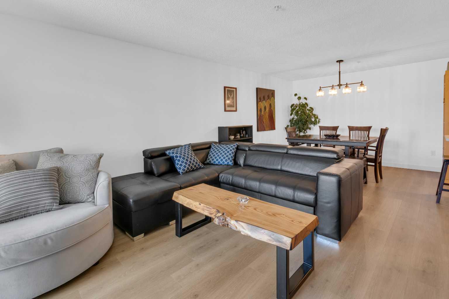 2212 Tuscarora Manor NW 2212