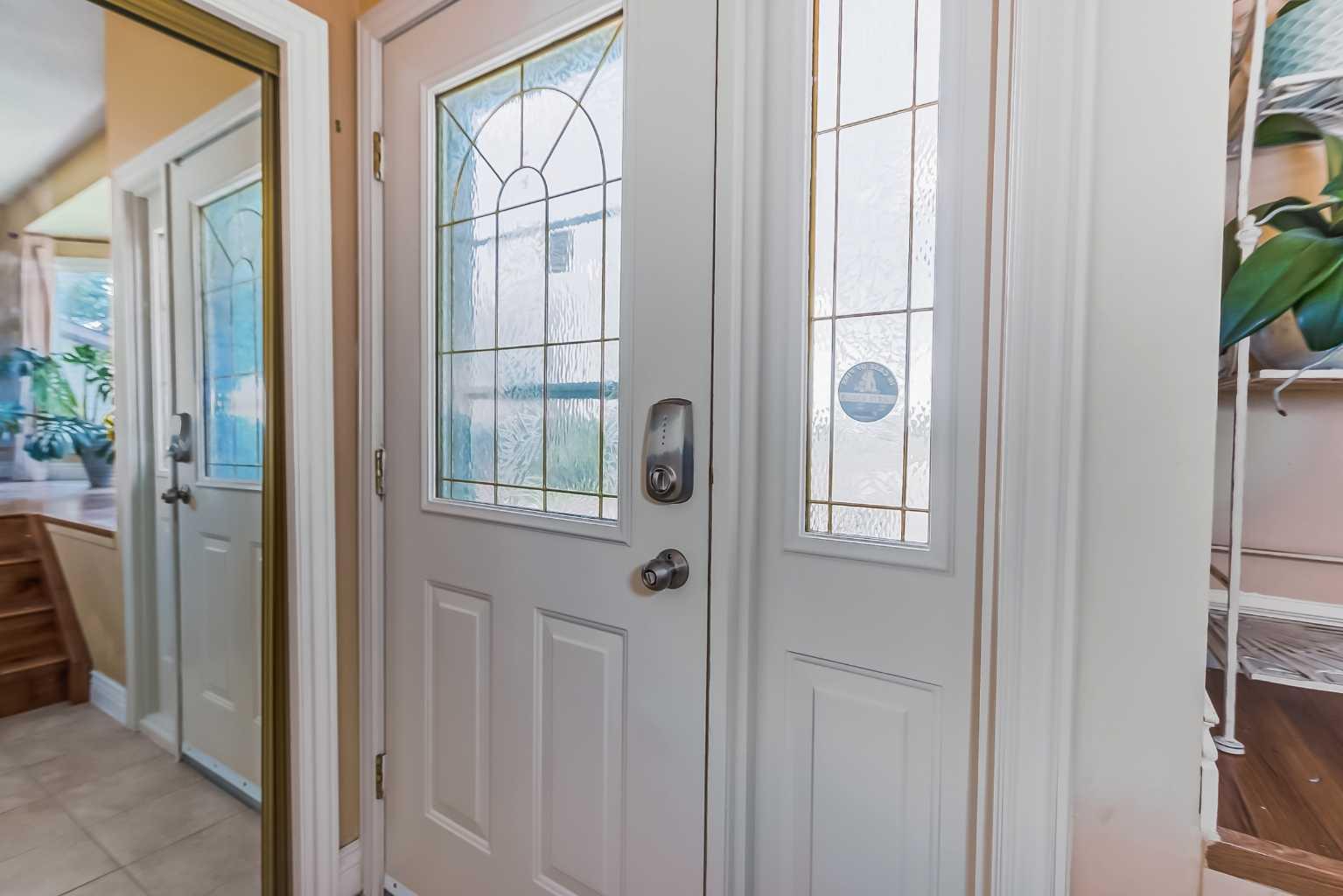 55 Bermuda Close NW