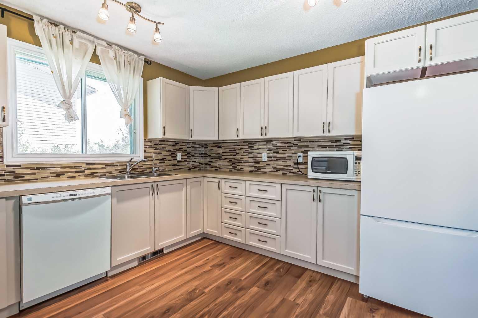 55 Bermuda Close NW