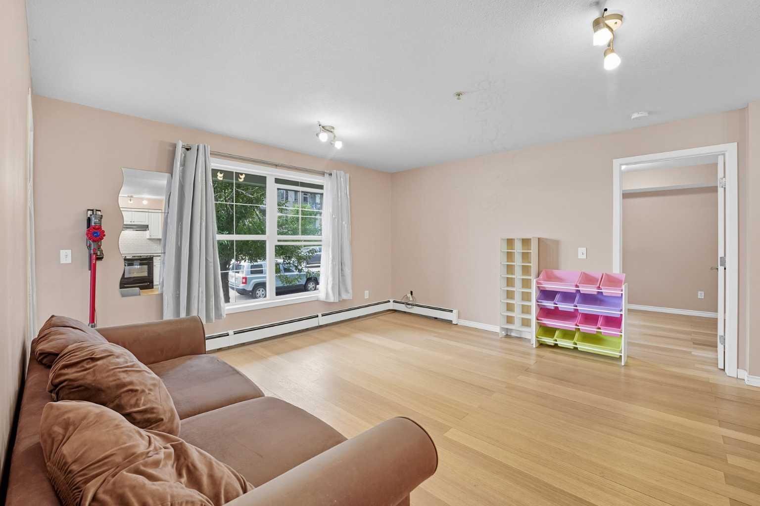 2000 Applevillage Court SE 110