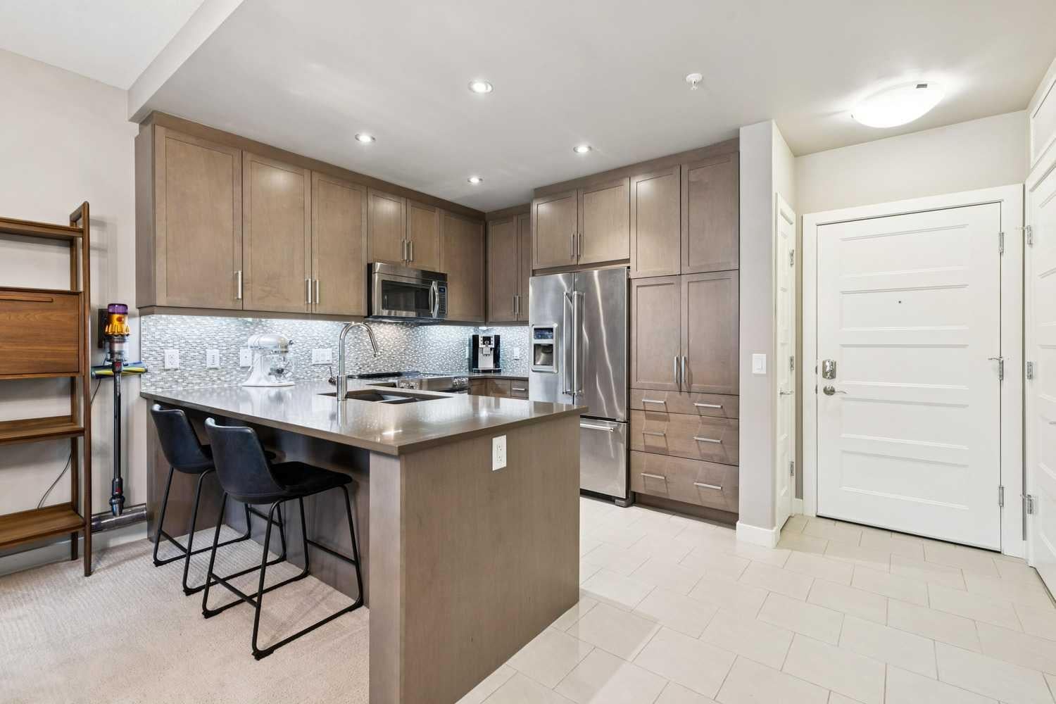 145 Burma Star Road SW 215