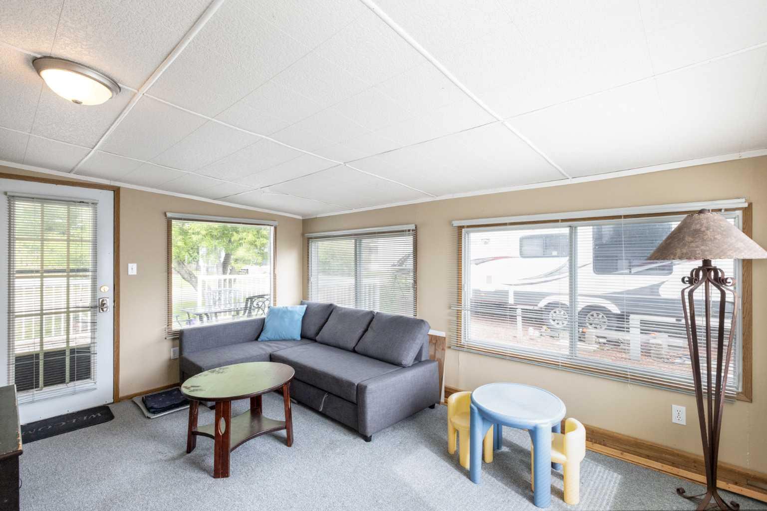 52 Points West Resort