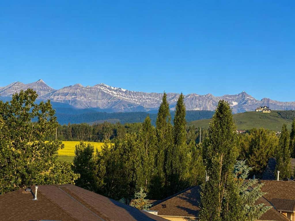 Photo of 101 Willowridge Drive #405, Diamond Valley, AB T0L 0H0 (MLS # A2337401)
